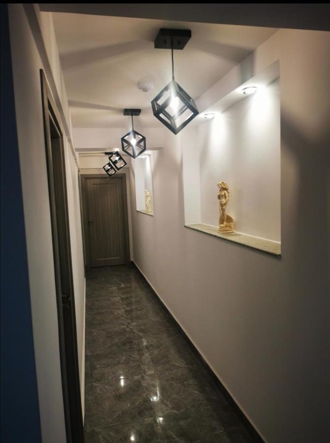 Teşila Doftana Apartaments מראה חיצוני תמונה