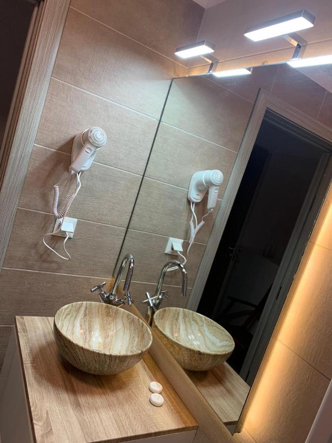 Teşila Doftana Apartaments מראה חיצוני תמונה