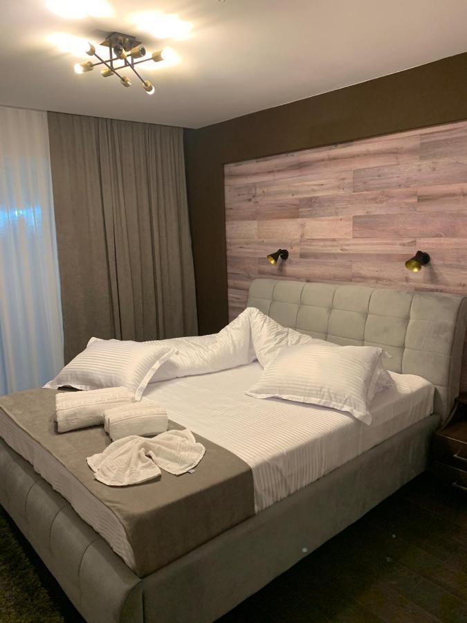 Teşila Doftana Apartaments מראה חיצוני תמונה