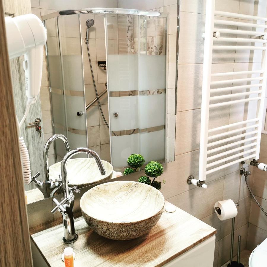 Teşila Doftana Apartaments מראה חיצוני תמונה