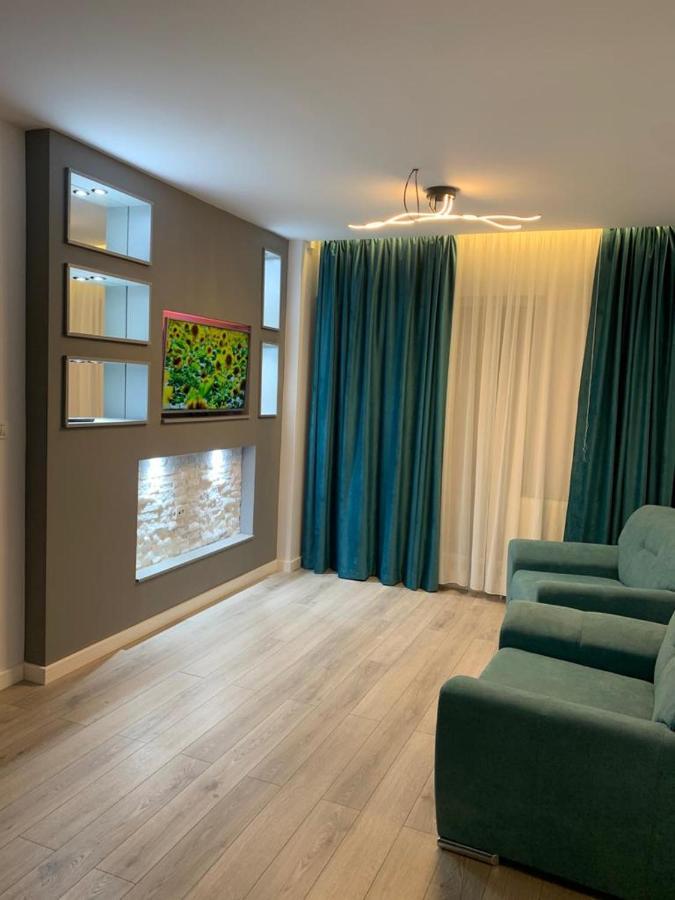Teşila Doftana Apartaments מראה חיצוני תמונה